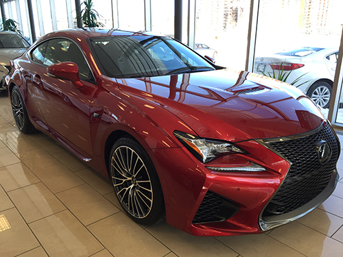 La très chic Lexus RC-F 2015